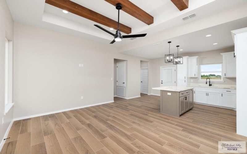 17898 REDWOOD ST, COMBES, TX 78552, 3 Habitaciones Habitaciones , ,2 BañosBaños,Residential,En Venta,17898 REDWOOD ST,0,29765672