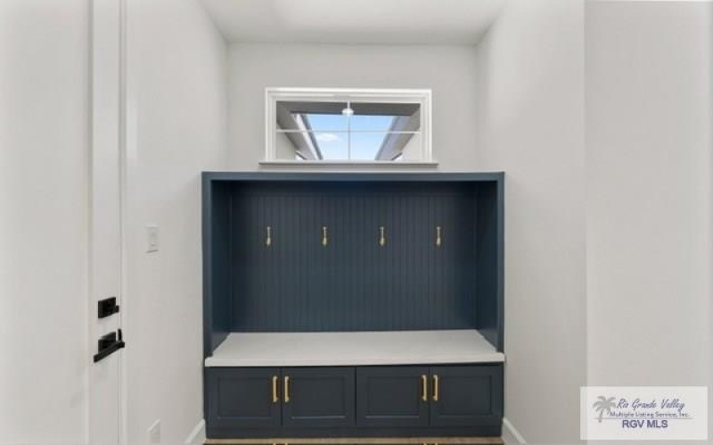 9708 HEIGHTS S unit: 14 #14, HARLINGEN, TX 78552, 4 Bedrooms Bedrooms, ,2 BathroomsBathrooms,Residential,For Sale,9708 HEIGHTS S unit: 14,0,29767694