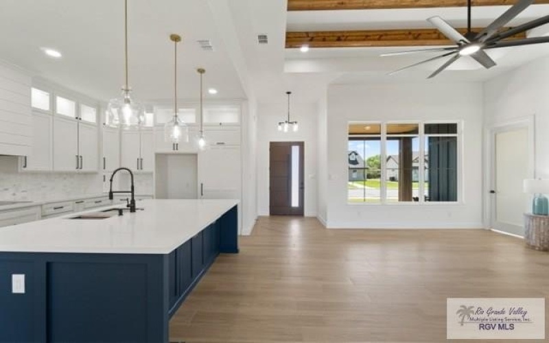 9708 HEIGHTS S unit: 14 #14, HARLINGEN, TX 78552, 4 Bedrooms Bedrooms, ,2 BathroomsBathrooms,Residential,For Sale,9708 HEIGHTS S unit: 14,0,29767694