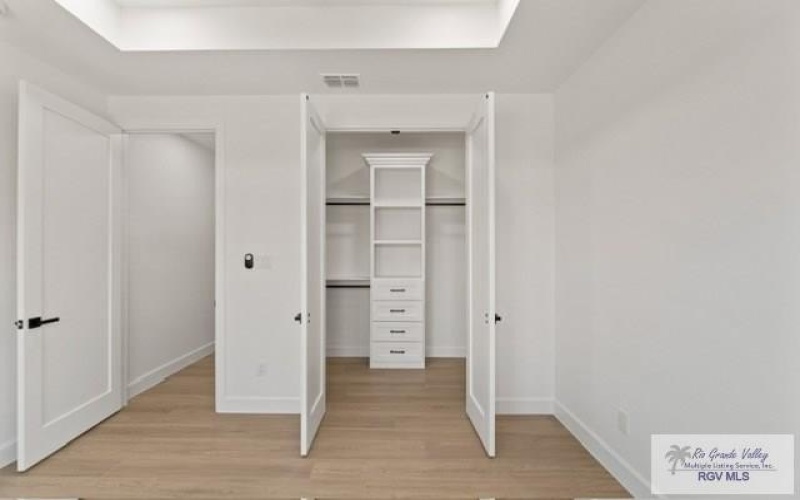 9708 HEIGHTS S unit: 14 #14, HARLINGEN, TX 78552, 4 Bedrooms Bedrooms, ,2 BathroomsBathrooms,Residential,For Sale,9708 HEIGHTS S unit: 14,0,29767694