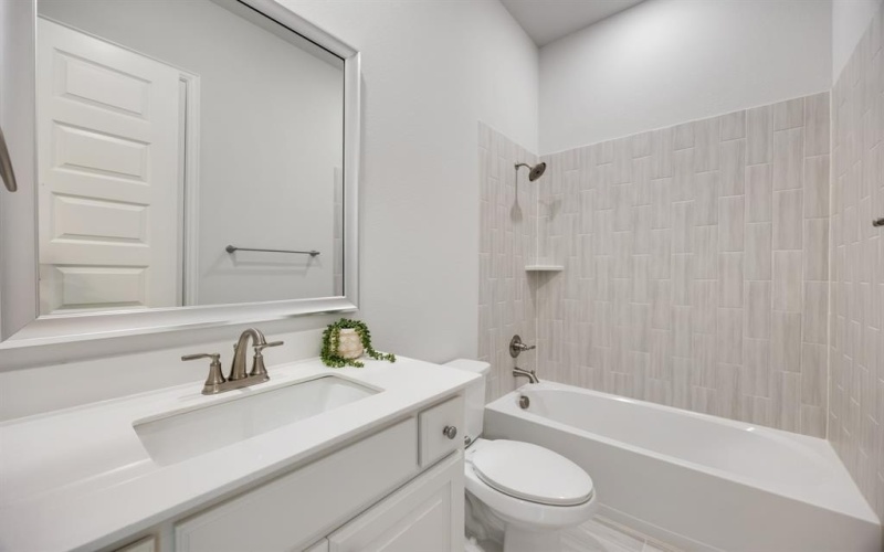 204 Links Court, Heath, TX 75032, 3 Bedrooms Bedrooms, ,2 BathroomsBathrooms,Residential,For Sale,204 Links Court,0,21030753