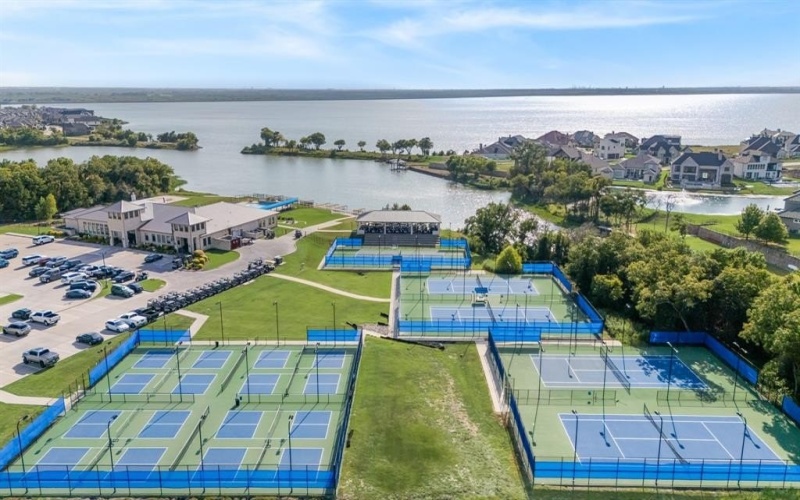 204 Links Court, Heath, TX 75032, 3 Bedrooms Bedrooms, ,2 BathroomsBathrooms,Residential,For Sale,204 Links Court,0,21030753