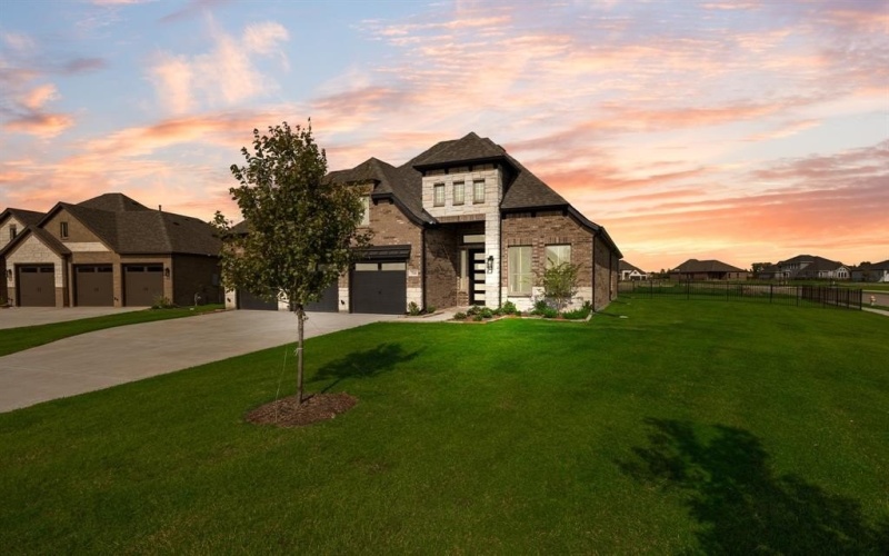 704 Proverbs Court, Heath, TX 75032, 3 Bedrooms Bedrooms, ,2 BathroomsBathrooms,Residential,For Sale,704 Proverbs Court,0,21030757