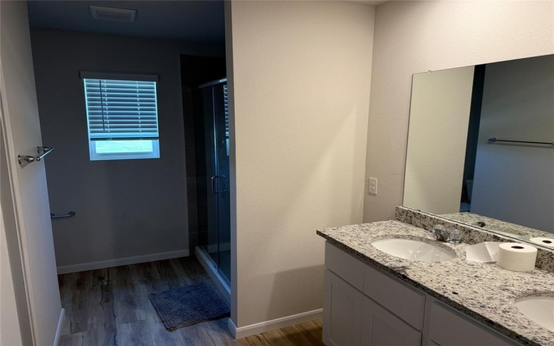 107 Annabelle Street, Cleburne, TX 76031, 4 Habitaciones Habitaciones , ,3 BañosBaños,Residential,En Venta,107 Annabelle Street,0,21034727
