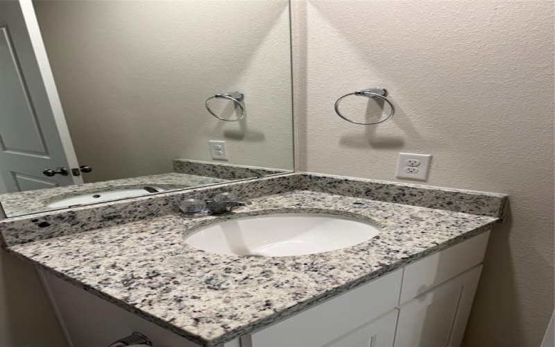 107 Annabelle Street, Cleburne, TX 76031, 4 Habitaciones Habitaciones , ,3 BañosBaños,Residential,En Venta,107 Annabelle Street,0,21034727