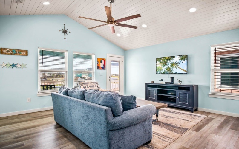 154 Flounder Drive, Port Aransas, TX 78373, 4 Bedrooms Bedrooms, ,3 BathroomsBathrooms,Residential,For Sale,154 Flounder Drive,0,463492
