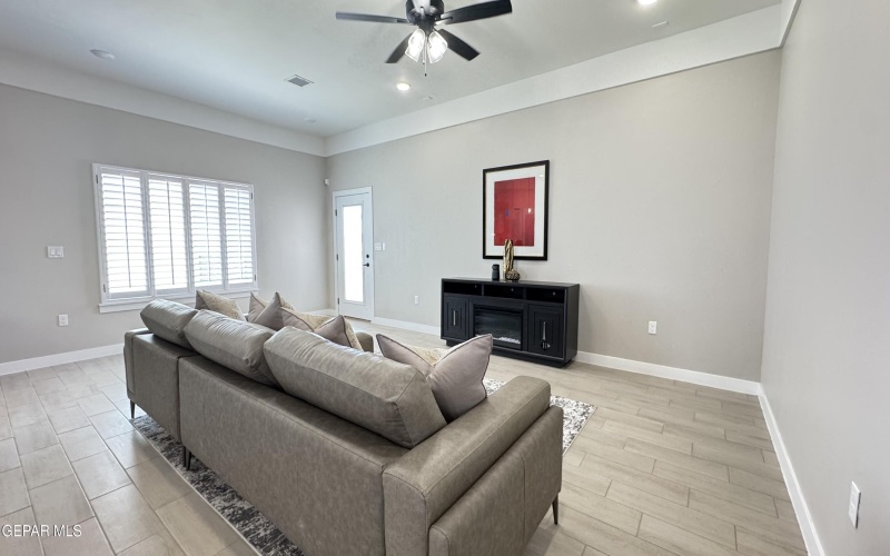 15320 Imagine Drive, El Paso, TX 79938, 3 Habitaciones Habitaciones , ,2 BañosBaños,Residential,En Venta,15320 Imagine Drive,0,924117