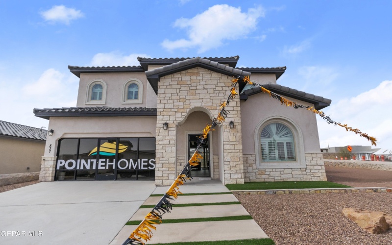 785 Cedarwood Drive, El Paso, TX 79928, 4 Bedrooms Bedrooms, ,3 BathroomsBathrooms,Residential,For Sale,785 Cedarwood Drive,0,928583