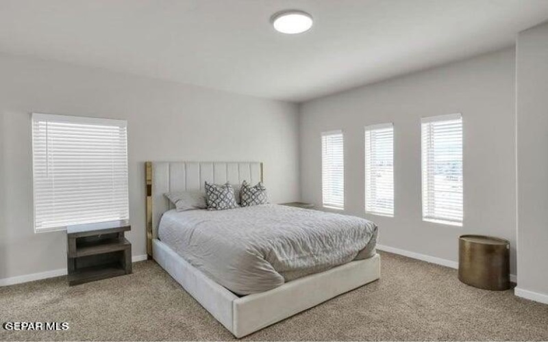 12816 MIDDLESBROUGH Avenue, El Paso, TX 79928, 4 Habitaciones Habitaciones , ,3 BañosBaños,Residential,En Venta,12816 MIDDLESBROUGH Avenue,915902