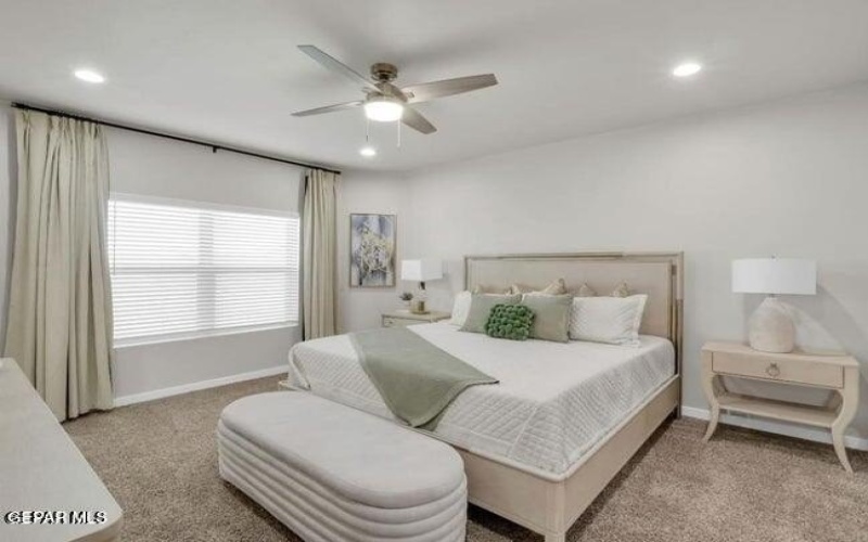 12816 MIDDLESBROUGH Avenue, El Paso, TX 79928, 4 Habitaciones Habitaciones , ,3 BañosBaños,Residential,En Venta,12816 MIDDLESBROUGH Avenue,915902
