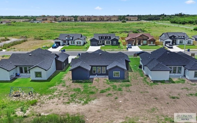 109 MARIGOLD DR, LOS FRESNOS, TX 78566, 3 Bedrooms Bedrooms, ,2 BathroomsBathrooms,Residential,For Sale,109 MARIGOLD DR,0,29767714