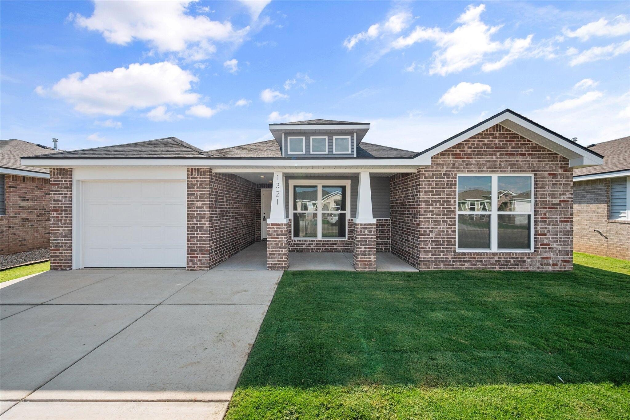 1321 N Colton Avenue, Lubbock, TX 79416, 3 Habitaciones Habitaciones , ,2 BañosBaños,Residential,En Venta,1321 N Colton Avenue,0,202559227