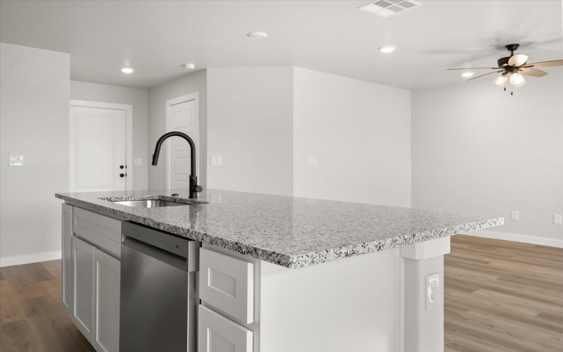 1321 N Colton Avenue, Lubbock, TX 79416, 3 Habitaciones Habitaciones , ,2 BañosBaños,Residential,En Venta,1321 N Colton Avenue,0,202559227