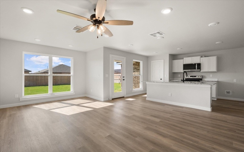 1321 N Colton Avenue, Lubbock, TX 79416, 3 Habitaciones Habitaciones , ,2 BañosBaños,Residential,En Venta,1321 N Colton Avenue,0,202559227
