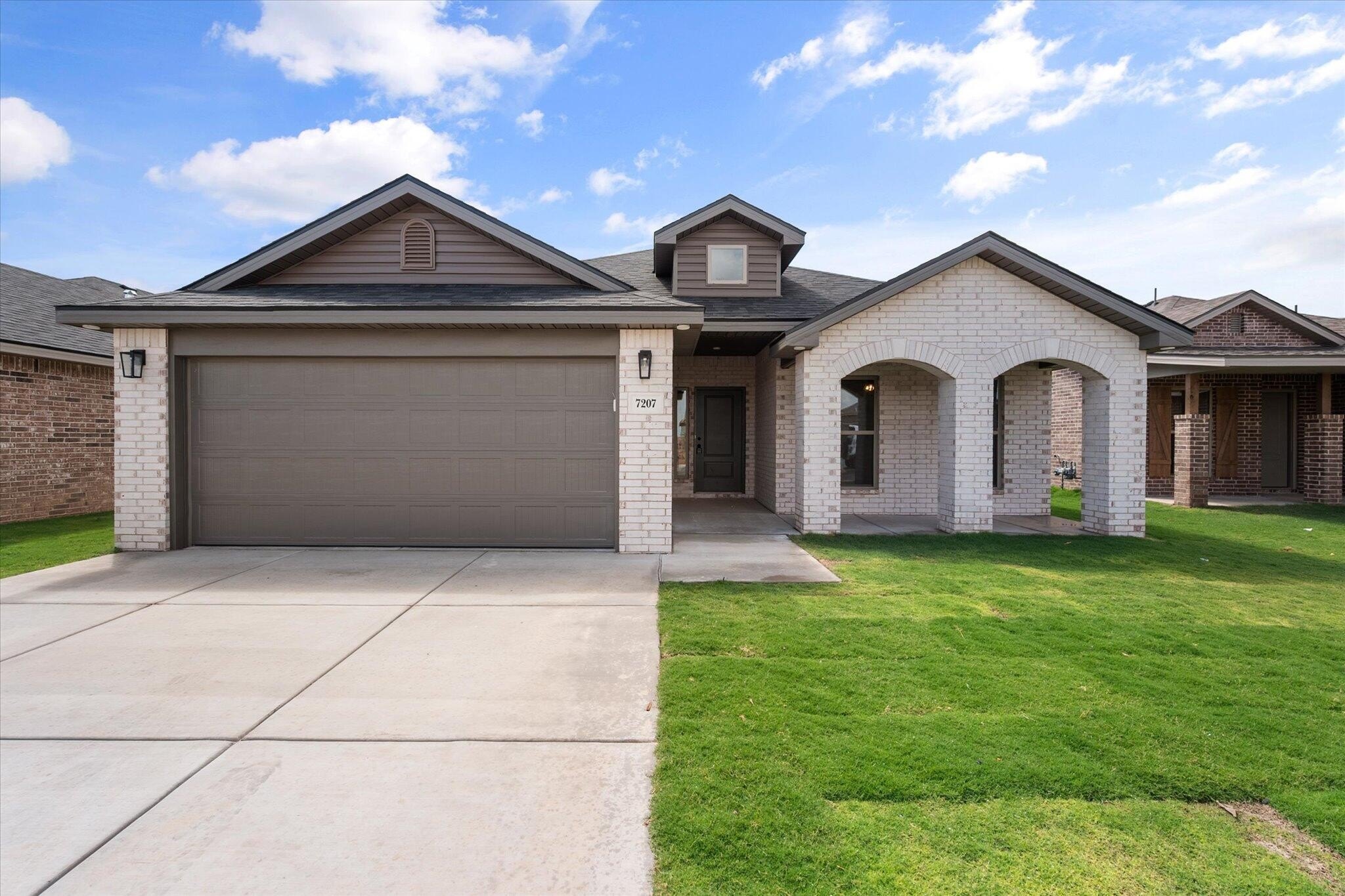 7207 8th Street, Lubbock, TX 79416, 3 Bedrooms Bedrooms, ,2 BathroomsBathrooms,Residential,For Sale,7207 8th Street,0,202559229