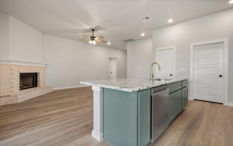 7207 8th Street, Lubbock, TX 79416, 3 Bedrooms Bedrooms, ,2 BathroomsBathrooms,Residential,For Sale,7207 8th Street,0,202559229