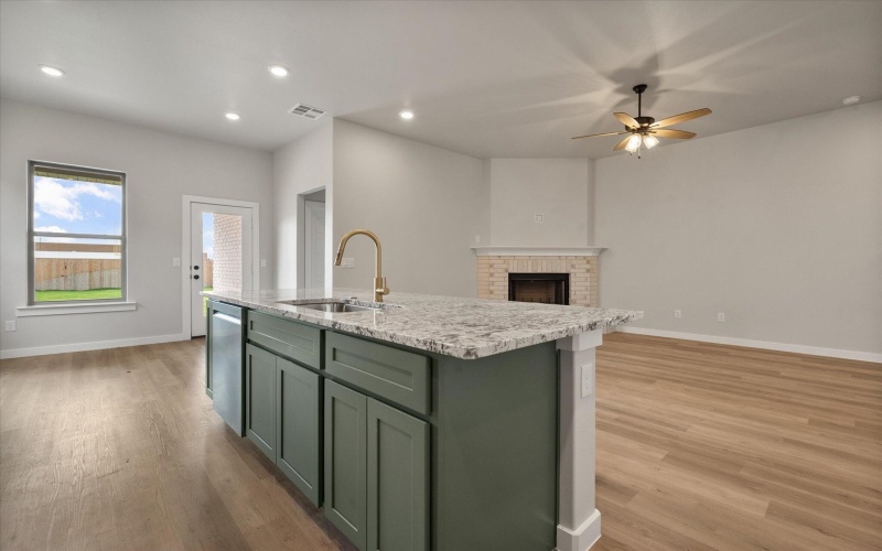 7207 8th Street, Lubbock, TX 79416, 3 Bedrooms Bedrooms, ,2 BathroomsBathrooms,Residential,For Sale,7207 8th Street,0,202559229