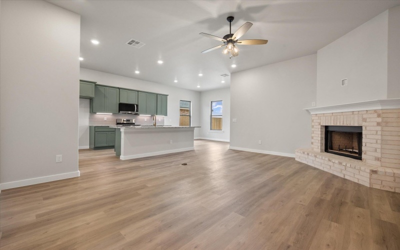 7207 8th Street, Lubbock, TX 79416, 3 Bedrooms Bedrooms, ,2 BathroomsBathrooms,Residential,For Sale,7207 8th Street,0,202559229