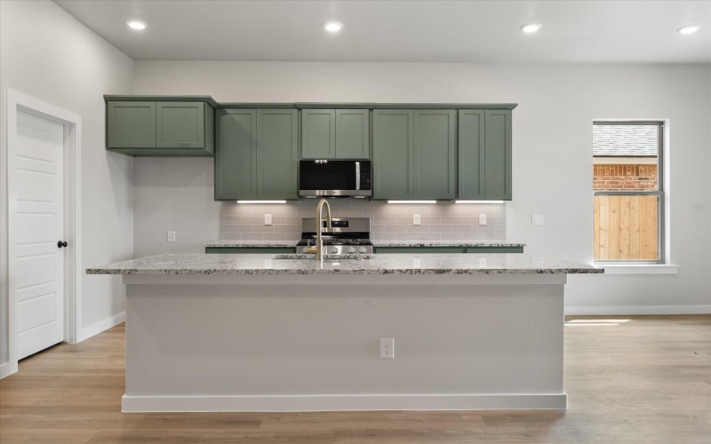 7207 8th Street, Lubbock, TX 79416, 3 Bedrooms Bedrooms, ,2 BathroomsBathrooms,Residential,For Sale,7207 8th Street,0,202559229