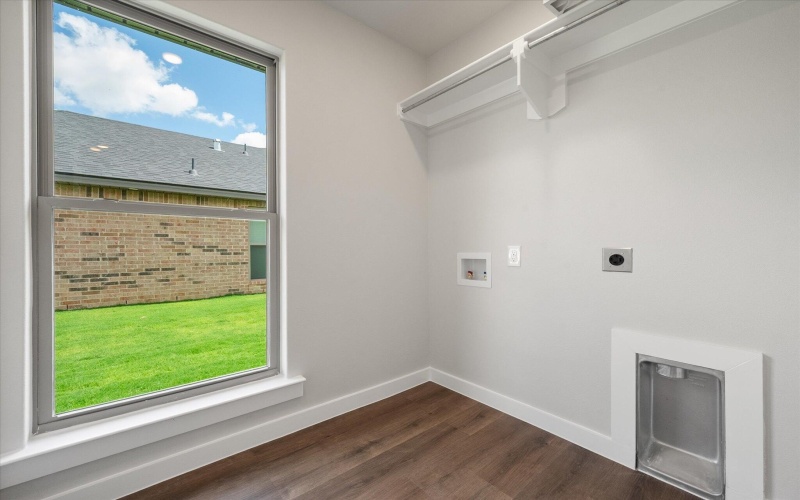 7005 14th Street, Lubbock, TX 79416, 4 Habitaciones Habitaciones , ,2 BañosBaños,Residential,En Venta,7005 14th Street,0,202559232