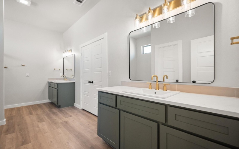 7002 16th Street, Lubbock, TX 79416, 4 Bedrooms Bedrooms, ,3 BathroomsBathrooms,Residential,For Sale,7002 16th Street,0,202559234