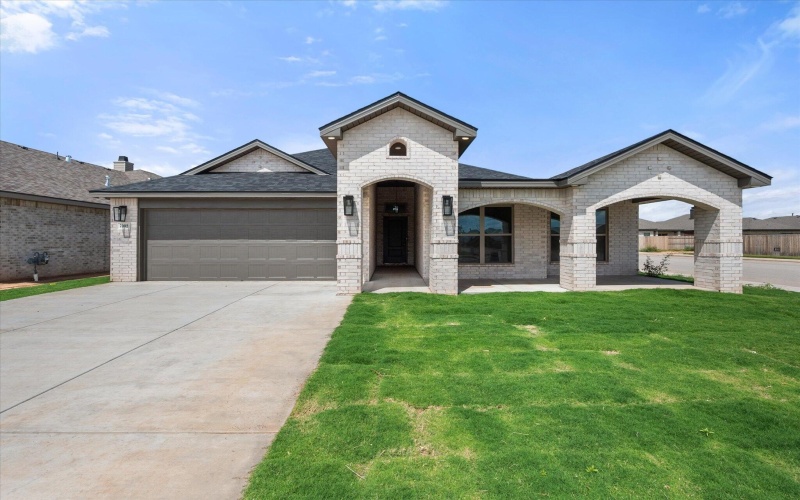 7002 16th Street, Lubbock, TX 79416, 4 Bedrooms Bedrooms, ,3 BathroomsBathrooms,Residential,For Sale,7002 16th Street,0,202559234
