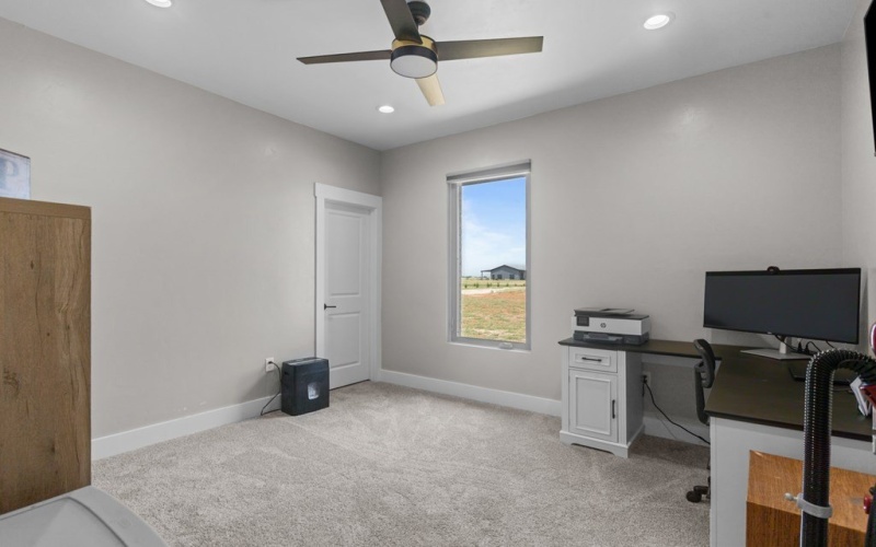 225 Private Road 302 – A, Seminole, TX 79360, 3 Habitaciones Habitaciones , ,2 BañosBaños,Residential,En Venta,225 Private Road 302 – A,0,162441