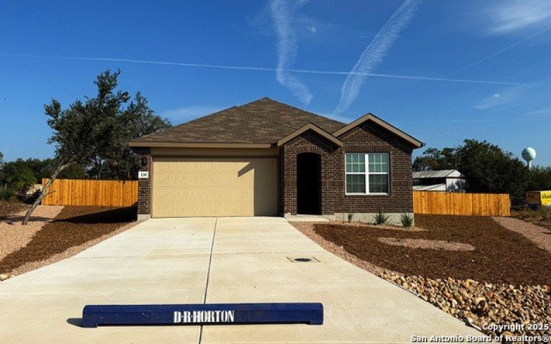 130 Lilli's Lane, Comfort, TX 78013, 4 Habitaciones Habitaciones , ,2 BañosBaños,Residential,En Venta,130 Lilli's Lane,0,1893500