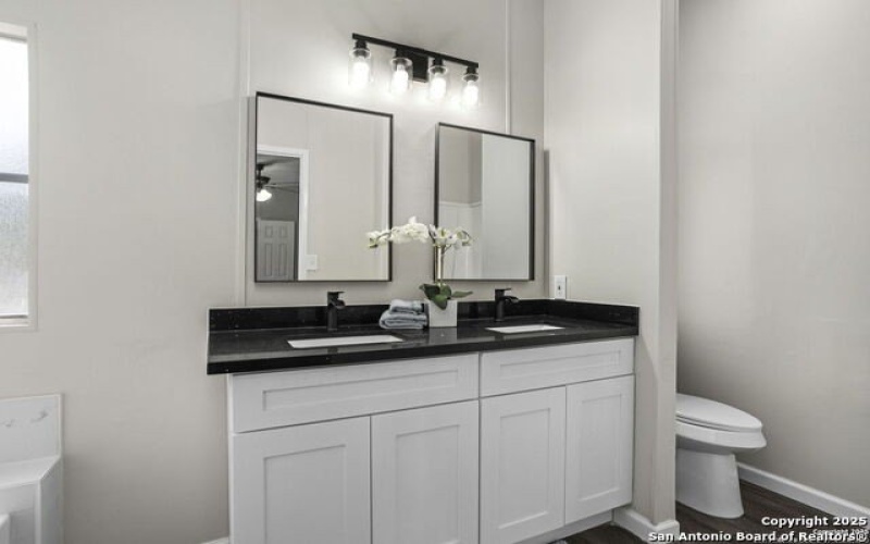 720 FM 1107, Stockdale, TX 78160, 4 Habitaciones Habitaciones , ,2 BañosBaños,Residential,En Venta,720 FM 1107,0,1893612