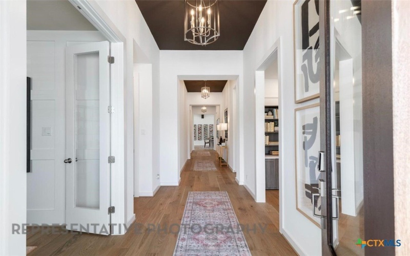 9501 Boathouse Drive, Austin, TX 78744, 4 Habitaciones Habitaciones , ,5 BañosBaños,Residential,En Venta,9501 Boathouse Drive,0,590037