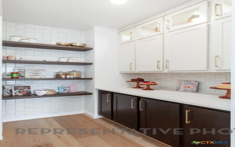 9501 Boathouse Drive, Austin, TX 78744, 4 Habitaciones Habitaciones , ,5 BañosBaños,Residential,En Venta,9501 Boathouse Drive,0,590037