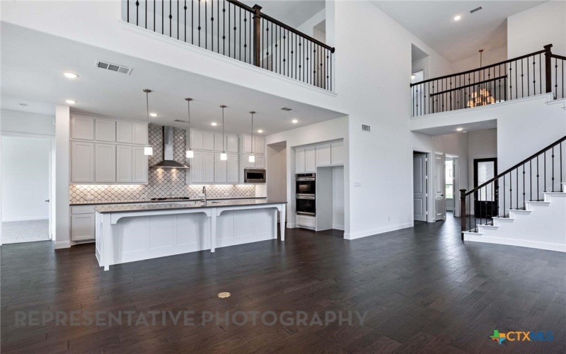 108 Estrella Lane, Boerne, TX 78006, 5 Bedrooms Bedrooms, ,6 BathroomsBathrooms,Residential,For Sale,108 Estrella Lane,0,590104