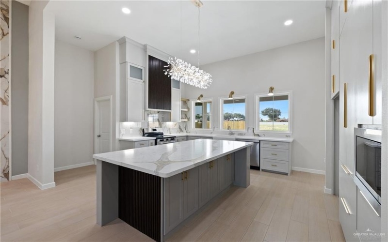 3900 Zenker Avenue, McAllen, TX 78504, 4 Bedrooms Bedrooms, ,2 BathroomsBathrooms,Residential,For Sale,3900 Zenker Avenue,0,478812