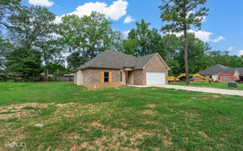 6912 Grigg Road, Greenwood, LA 71033, 3 Bedrooms Bedrooms, ,2 BathroomsBathrooms,Residential,For Sale,6912 Grigg Road,0,21029460