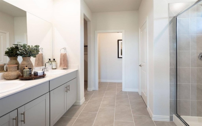 520 Midnight Oak Drive, McKinney, TX 75069, 4 Habitaciones Habitaciones , ,3 BañosBaños,Residential,En Venta,520 Midnight Oak Drive,0,21034966