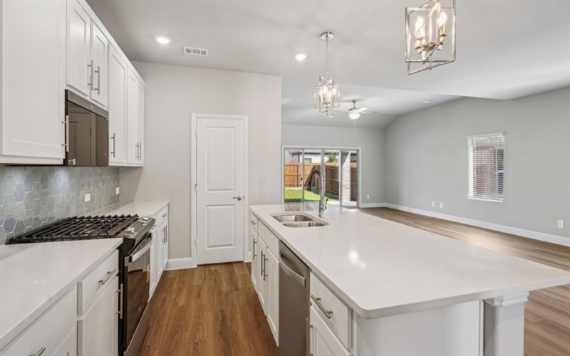 516 Midnight Oak Drive, McKinney, TX 75069, 4 Bedrooms Bedrooms, ,3 BathroomsBathrooms,Residential,For Sale,516 Midnight Oak Drive,0,21034973