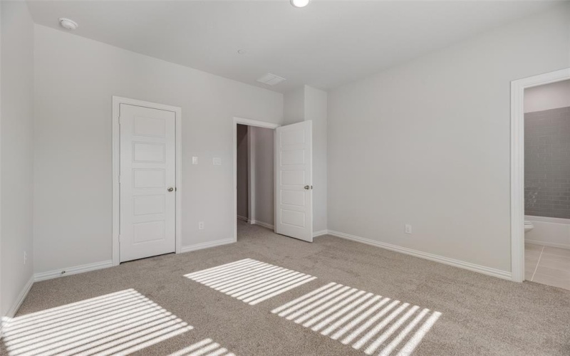 8111 Challenger Street, Frisco, TX 75034, 4 Bedrooms Bedrooms, ,5 BathroomsBathrooms,Residential,For Sale,8111 Challenger Street,0,21034978