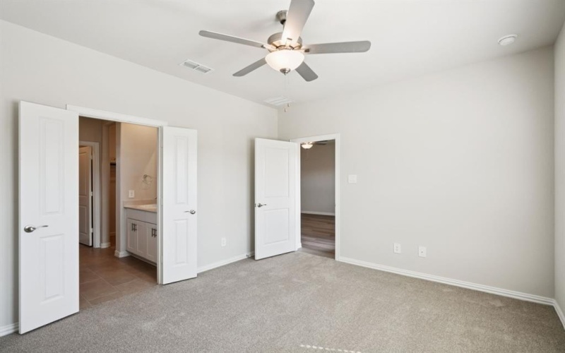 523 Blanton Street, McKinney, TX 75069, 4 Habitaciones Habitaciones , ,2 BañosBaños,Residential,En Venta,523 Blanton Street,0,21034991