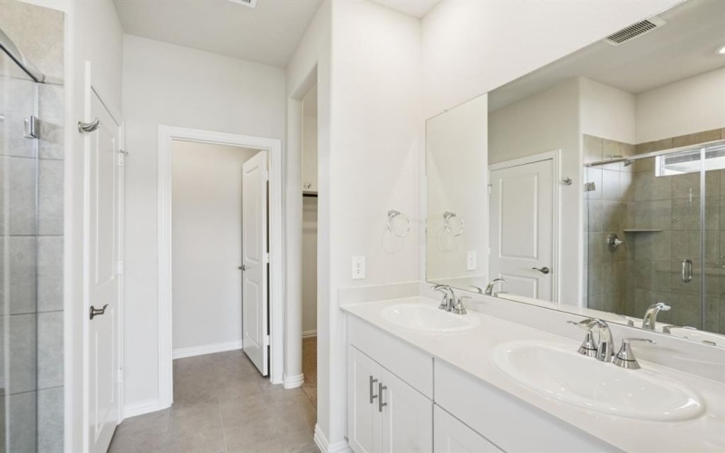 523 Blanton Street, McKinney, TX 75069, 4 Habitaciones Habitaciones , ,2 BañosBaños,Residential,En Venta,523 Blanton Street,0,21034991