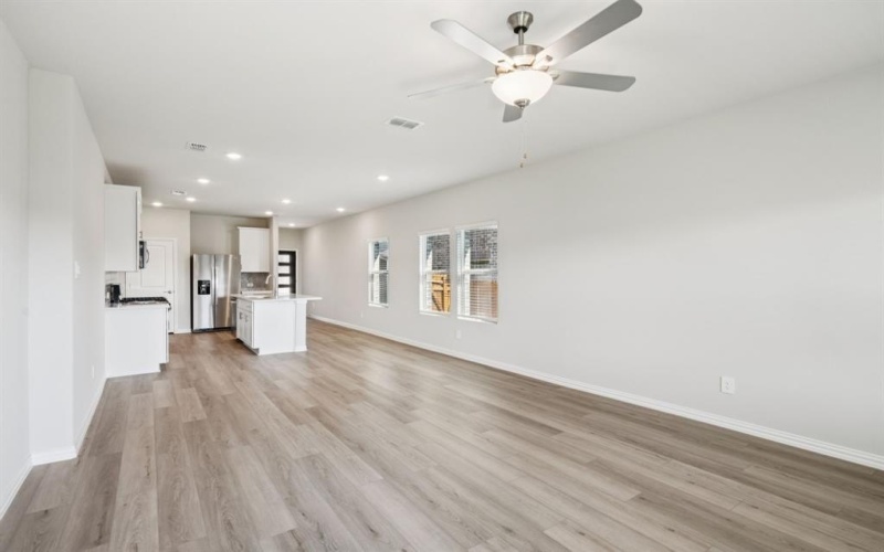 523 Blanton Street, McKinney, TX 75069, 4 Habitaciones Habitaciones , ,2 BañosBaños,Residential,En Venta,523 Blanton Street,0,21034991