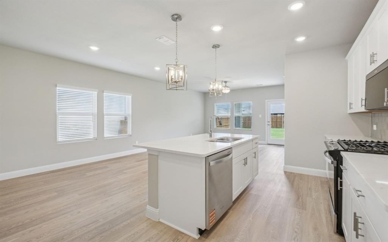 519 Blanton Street, McKinney, TX 75069, 4 Habitaciones Habitaciones , ,2 BañosBaños,Residential,En Venta,519 Blanton Street,0,21035010