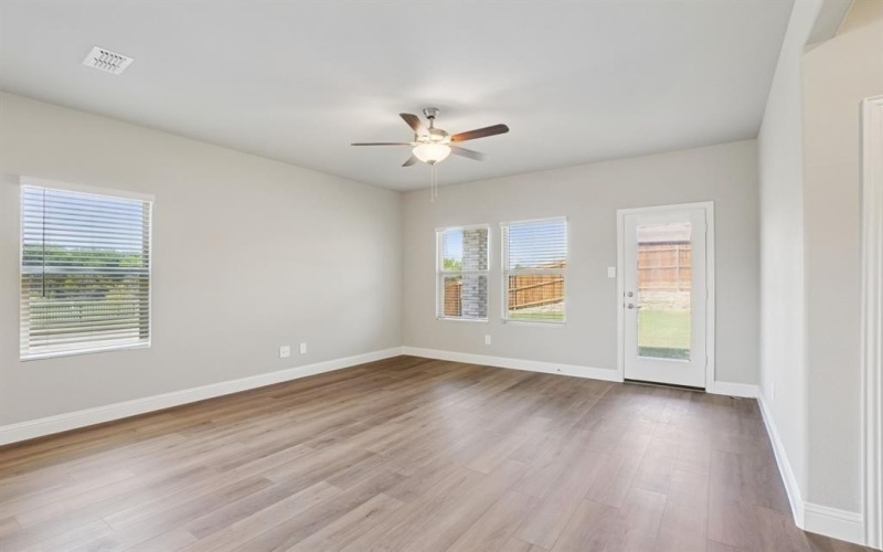 515 Blanton Street, McKinney, TX 75069, 4 Habitaciones Habitaciones , ,2 BañosBaños,Residential,En Venta,515 Blanton Street,0,21035022