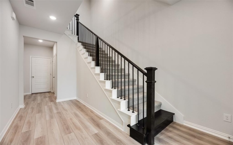 8135 Challenger Lane, Frisco, TX 75034, 4 Bedrooms Bedrooms, ,5 BathroomsBathrooms,Residential,For Sale,8135 Challenger Lane,0,21035027