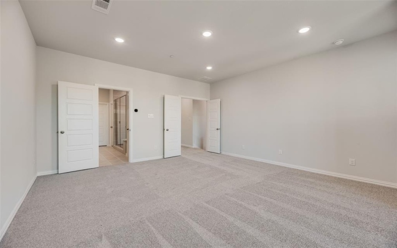 8135 Challenger Lane, Frisco, TX 75034, 4 Bedrooms Bedrooms, ,5 BathroomsBathrooms,Residential,For Sale,8135 Challenger Lane,0,21035027