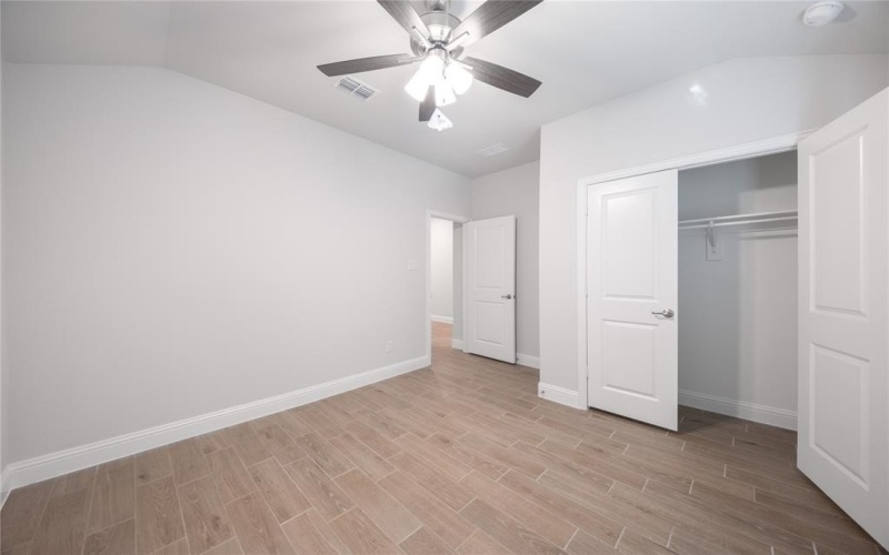 817 Birdie Drive, Little Elm, TX 75068, 5 Bedrooms Bedrooms, ,3 BathroomsBathrooms,Residential,For Sale,817 Birdie Drive,0,21035051