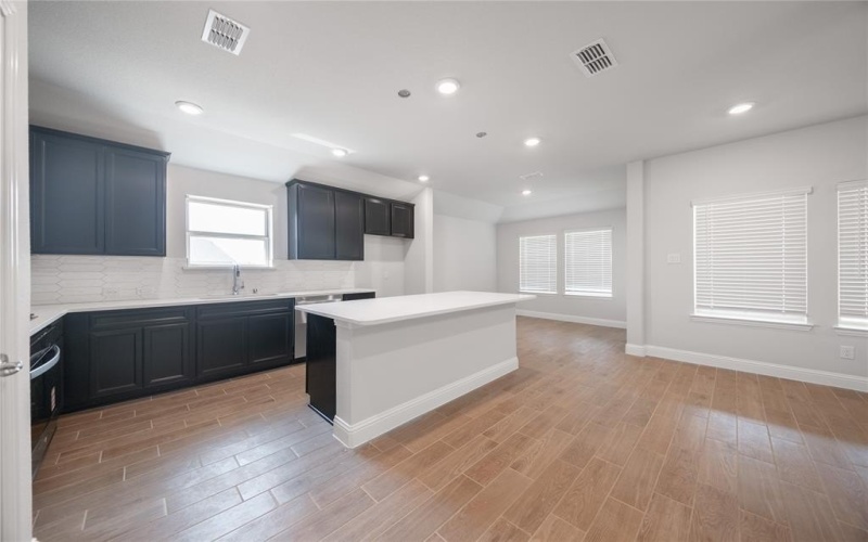 817 Birdie Drive, Little Elm, TX 75068, 5 Bedrooms Bedrooms, ,3 BathroomsBathrooms,Residential,For Sale,817 Birdie Drive,0,21035051