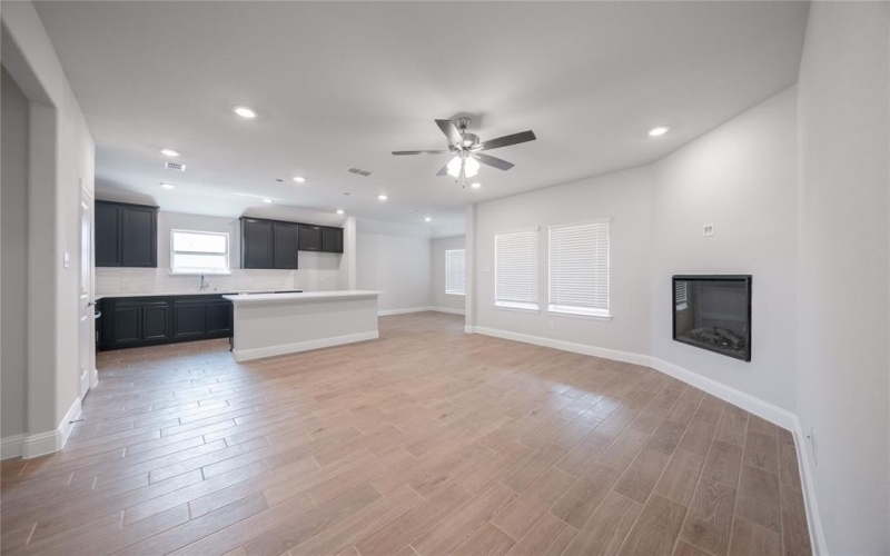 817 Birdie Drive, Little Elm, TX 75068, 5 Bedrooms Bedrooms, ,3 BathroomsBathrooms,Residential,For Sale,817 Birdie Drive,0,21035051