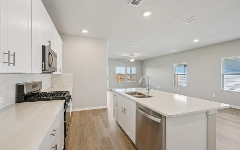 509 Blanton Street, McKinney, TX 75069, 4 Habitaciones Habitaciones , ,2 BañosBaños,Residential,En Venta,509 Blanton Street,0,21035057