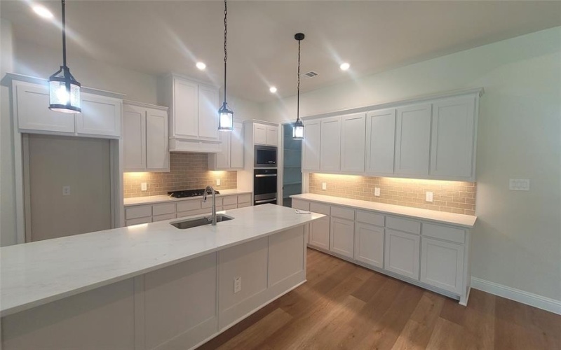 6850 Southrock Drive, Midlothian, TX 76065, 4 Habitaciones Habitaciones , ,3 BañosBaños,Residential,En Venta,6850 Southrock Drive,0,21035092