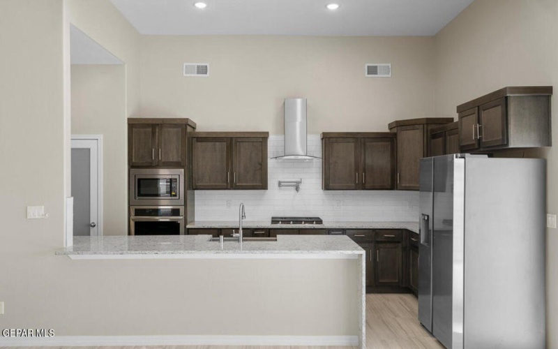 3805 Peak Place, El Paso, TX 79938, 5 Habitaciones Habitaciones , ,3 BañosBaños,Residential,En Venta,3805 Peak Place,917244
